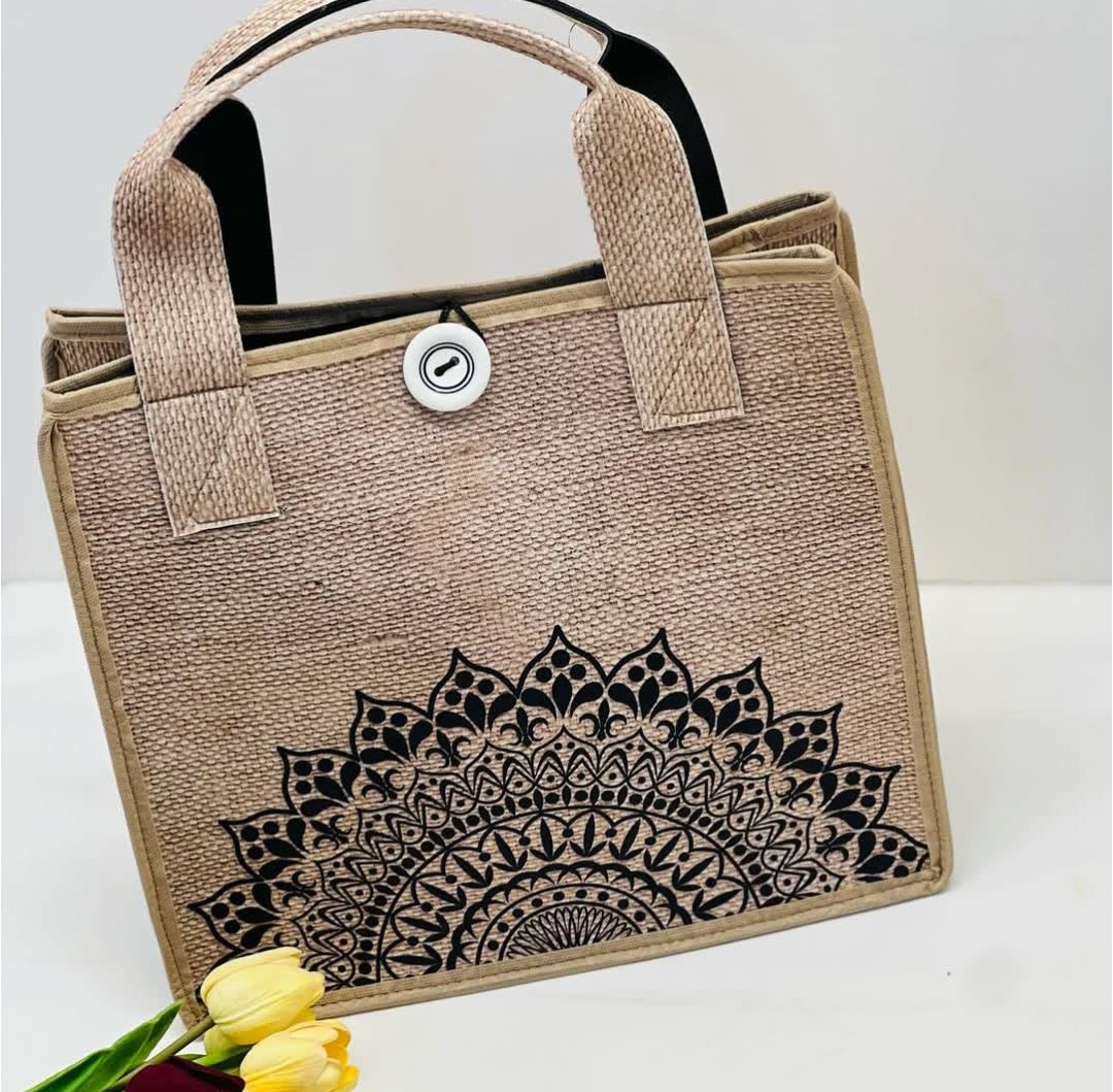 کیف زنانه کیف دخترانه کیف دسته دار کیف کنفی کیف طراحی شده اکسسوری شیک کیف با طرح چاپی